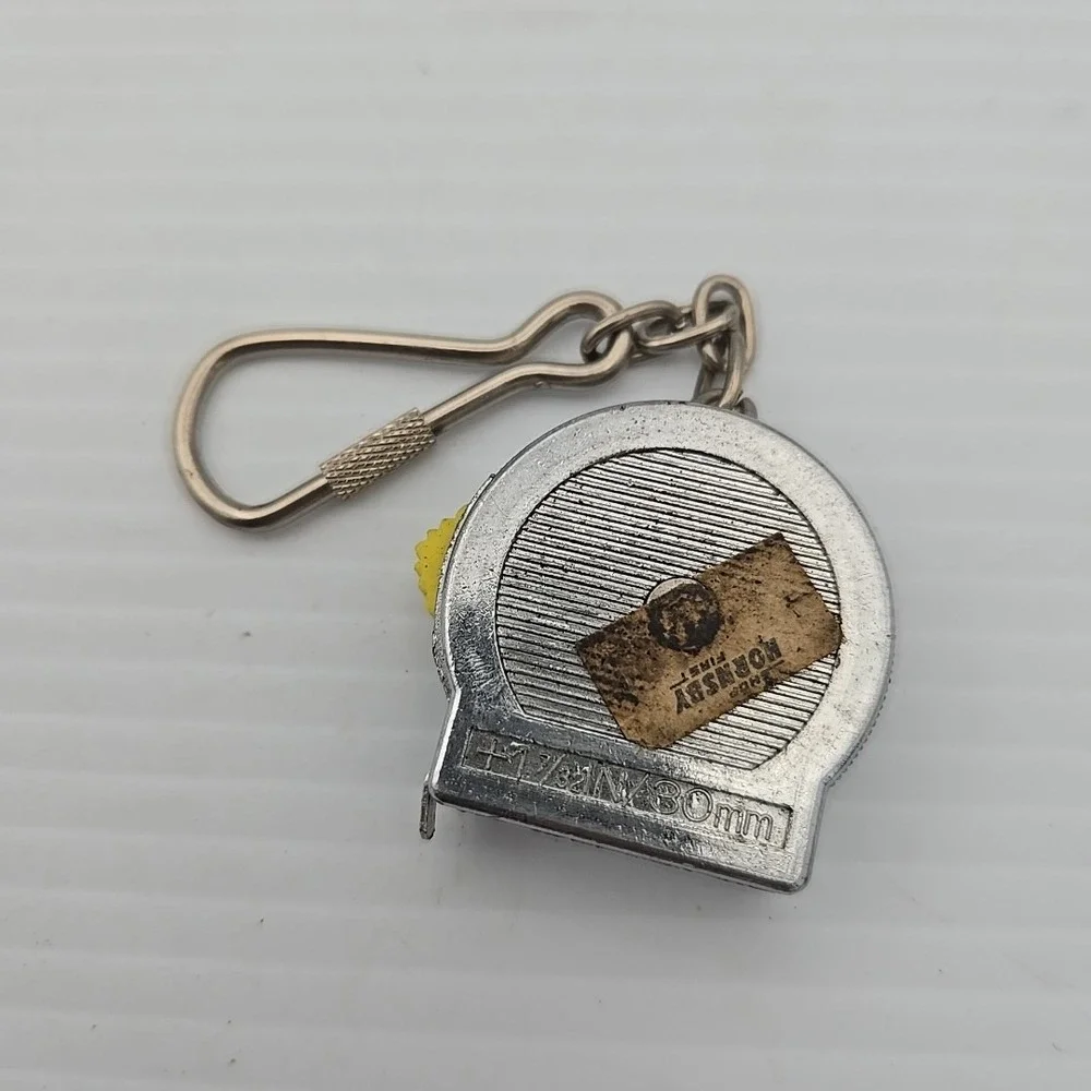 Omaha O.I.T. Measuring Tape Keychain 1M 3FT Silver Industrial Farm Tool Vintage